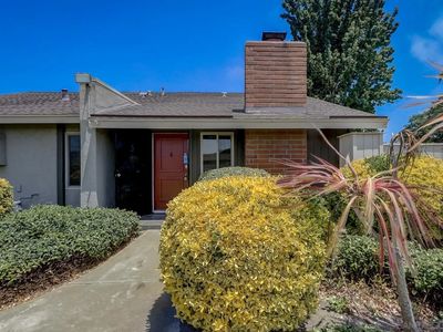 452 Parkside Dr, Oceanside, CA, 92058