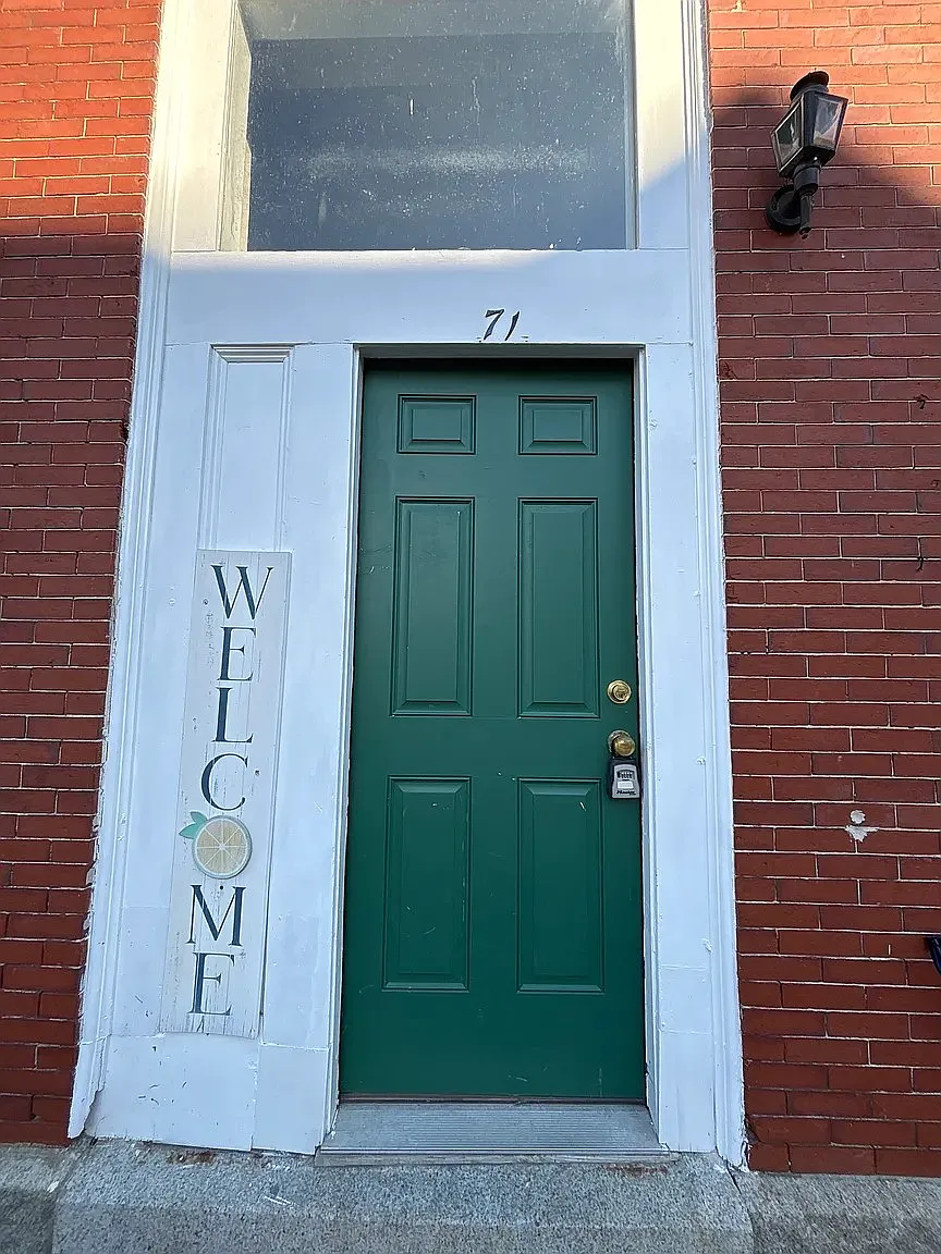 71-103 Front Street — Photo 3