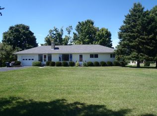 6086 Lancaster Rd SW, Hebron, OH 43025