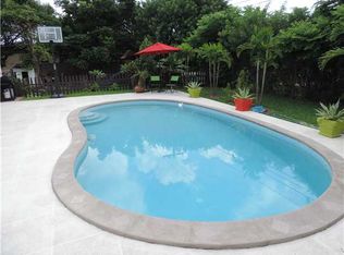 15841 SW 99th Ave, Miami, FL 33157