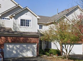 316 Abington Woods Dr, Aurora, IL 60502
