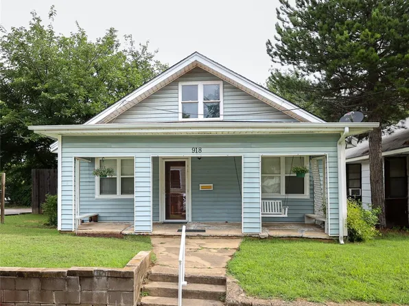 918 W Wyandotte Ave, Sulphur, OK 73086
