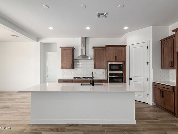 3rd image of 18177 W ASHLEY Drive