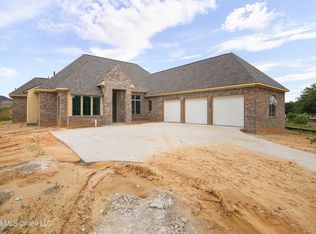 233 Parke Dr, Ridgeland, MS 39157