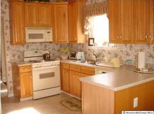 57 Isabella Dr, Manchester, NJ