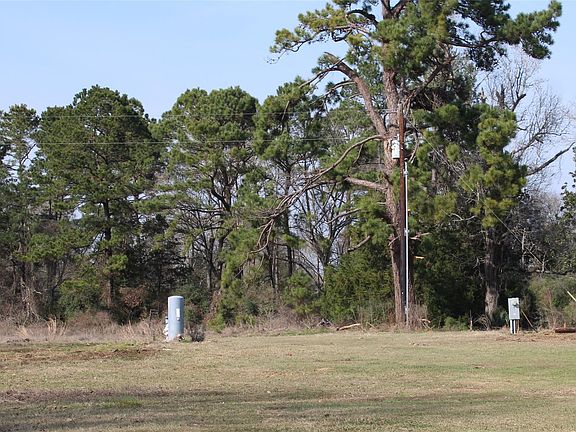 4th image of 619 Page Rd