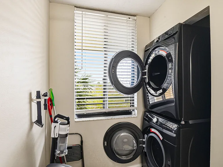 2424 W Tampa Bay Blvd #M404 — Photo 5