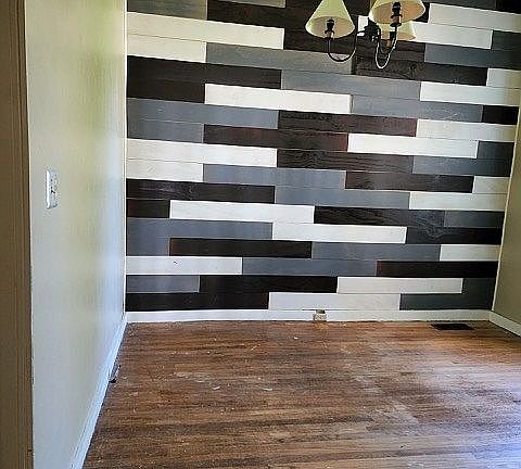 4th image of 303 W Broadway Blvd #1