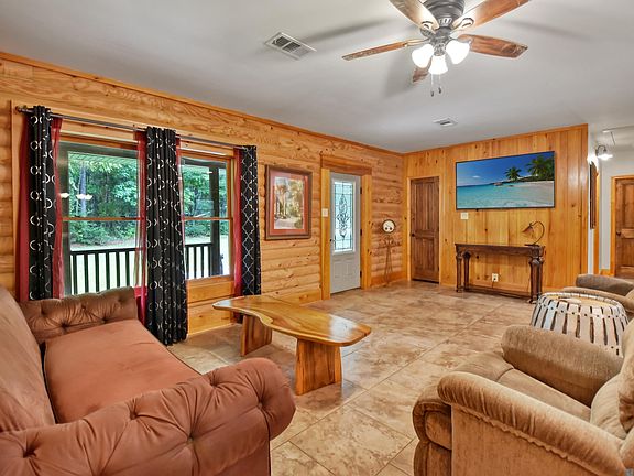2nd image of 2069 Nesom Rd