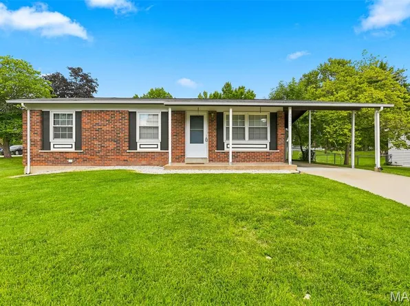 2263 McKelvey Rd, Maryland Heights, MO 63043