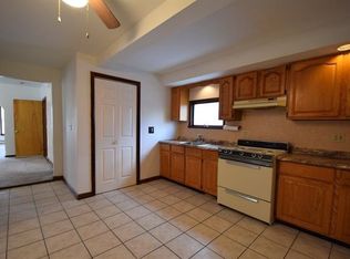 12 E 11th St FLOOR 2, Bayonne, NJ 07002