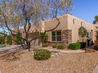 8863 Desert Fox Way NE, Albuquerque, NM 87122