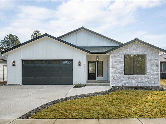 5th image of 9296 N Woodridge Ct