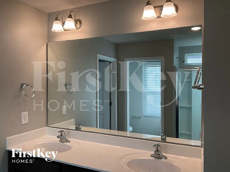5517 Cobblestone Glen Dr — Photo 10