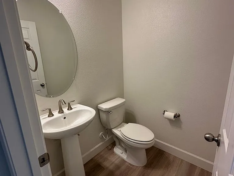 3010 Granger St — Photo 10