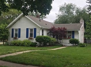 1027 Vine St, Adrian, MI 49221