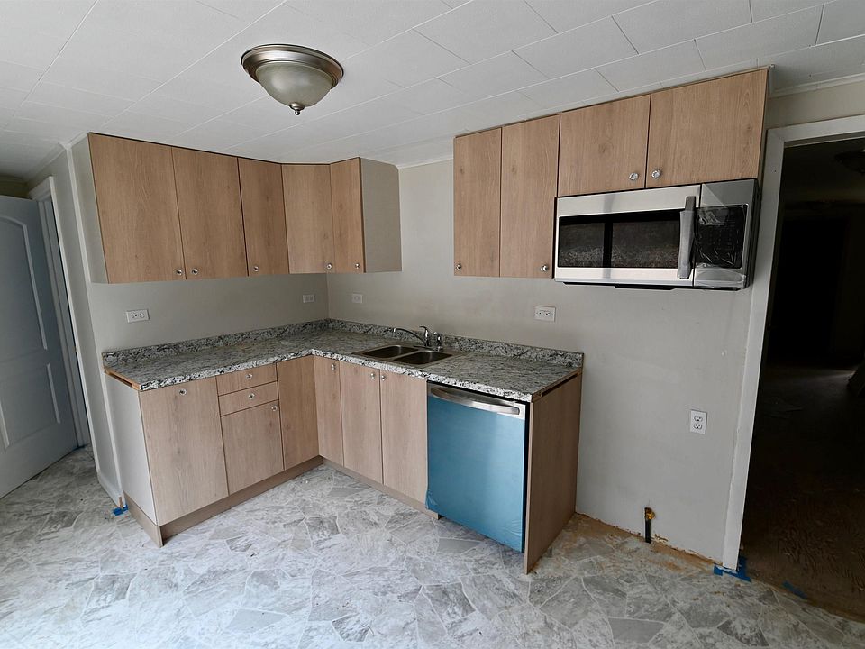 5813 N Koerner Rd, Peoria, IL 61615 Zillow