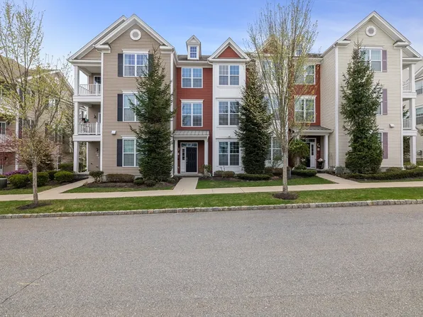 57 Townsend Blvd #57, Westborough, MA 01581
