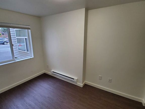 5th image of 3630 22nd Ave W APT 207