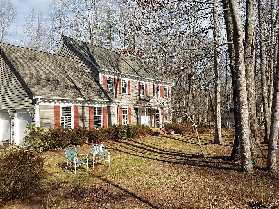 Exterior - Front