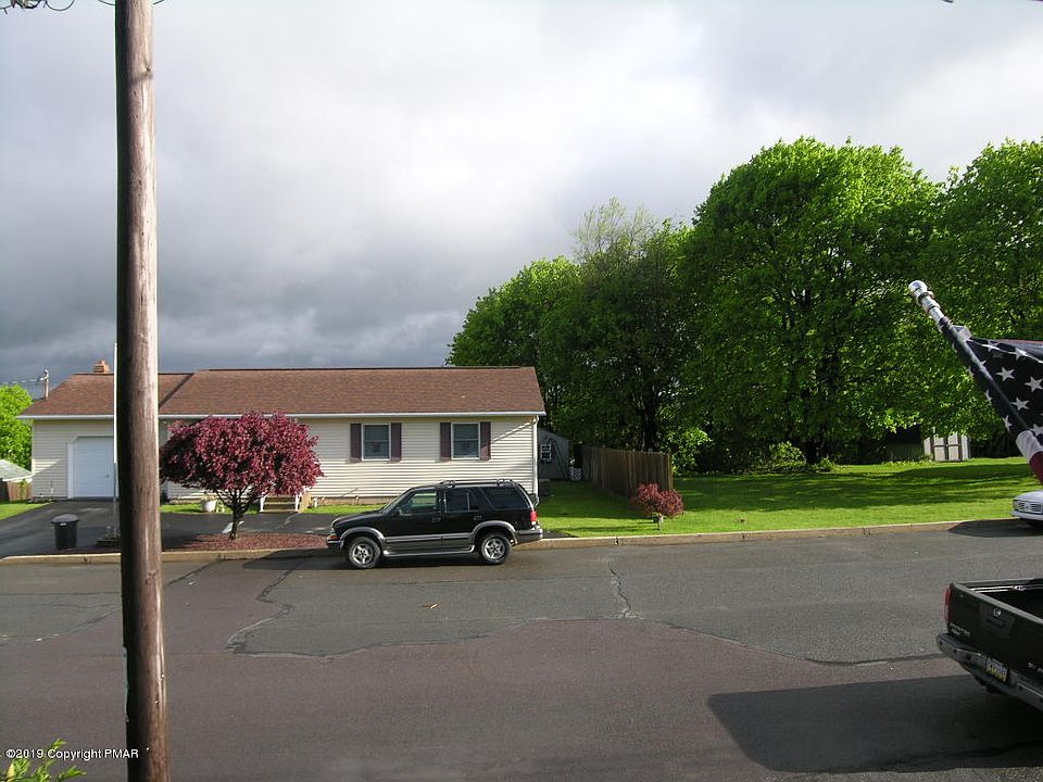 329 E Hazard St, Summit Hill, PA 18250 Zillow