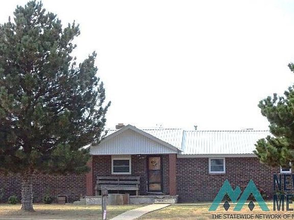 2nd image of 815 Cedar St