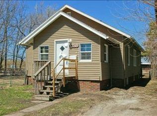 1738 Lyon St, Des Moines, IA 50316