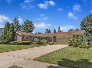3434 Christine Dr, Lansing, MI
