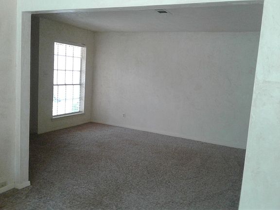 4th image of 1326 Bellgrove Dr