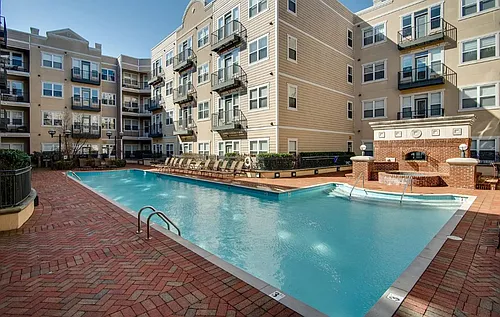 3000 Vanderbilt Pl Photo 1