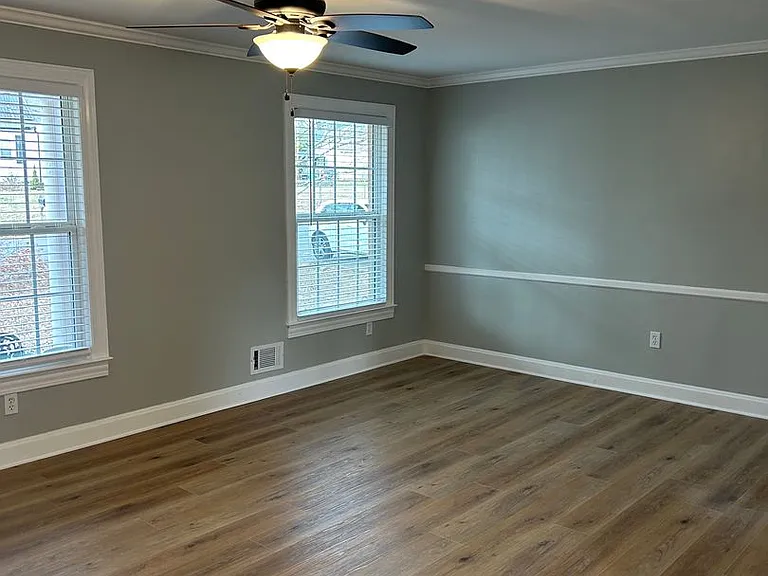 7 Vanderbilt Cir — Photo 2