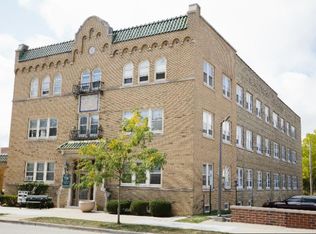 4221 N Oakland Ave APT 12, Milwaukee, WI 53211