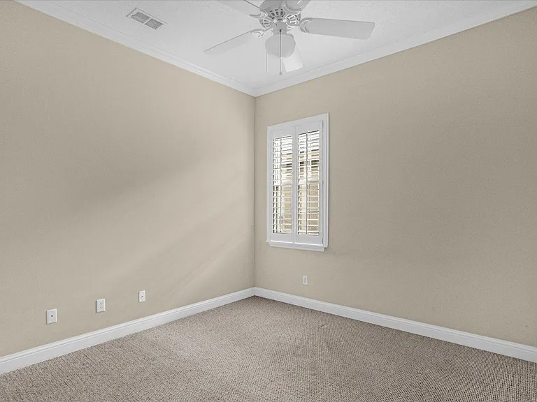 10674 Woodchase Cir — Photo 16