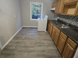 210 Burwell St #A8, New Haven, CT 06513