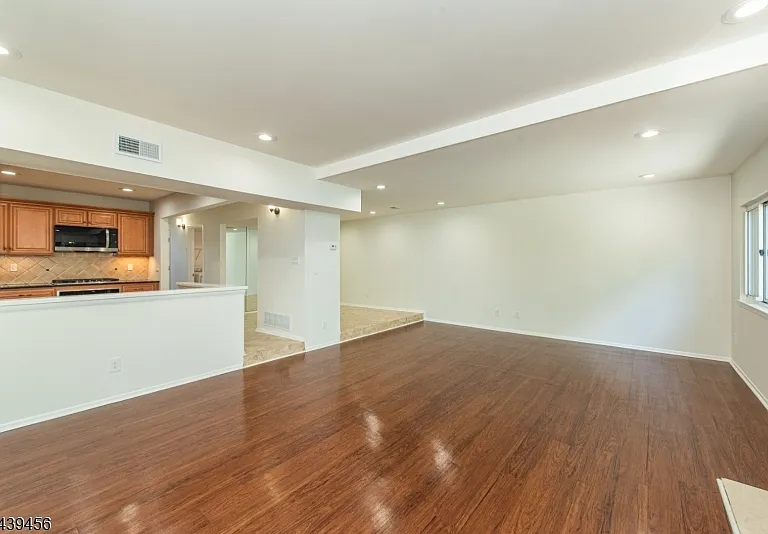 50 Castle Ridge Dr — Photo 12