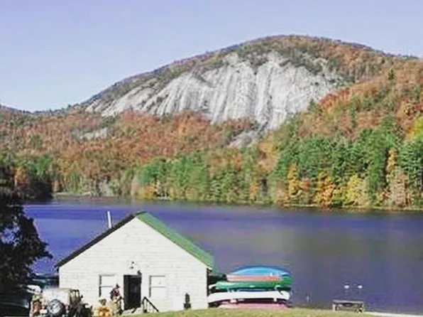 (undisclosed Address), Sapphire, NC 28774