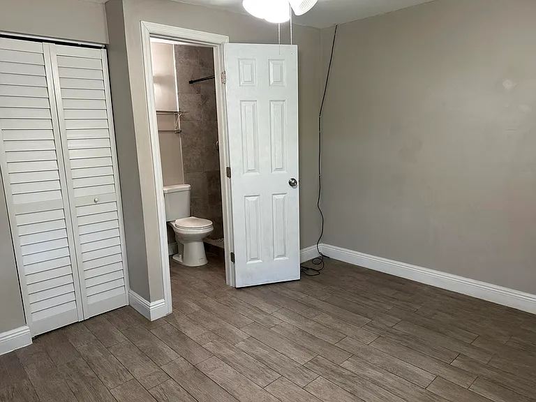 8070 Rose Marie Ave E — Photo 8