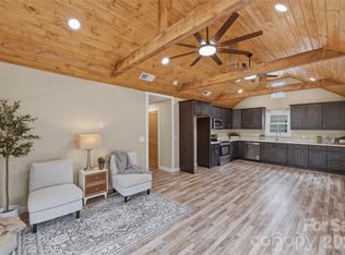 522 W McLelland Ave, Mooresville, NC 28115