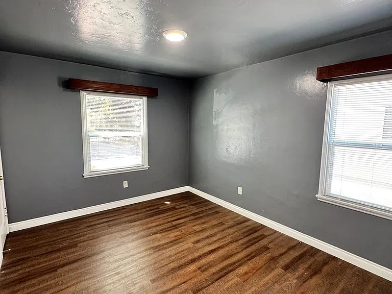 2444 Pacific Ave — Photo 27