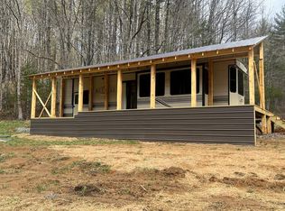 135 Graves Valley Rd, Murphy, NC 28906