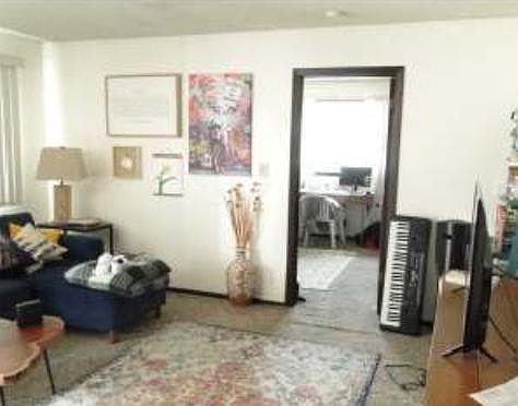 5th image of 1728 Boswell Dr