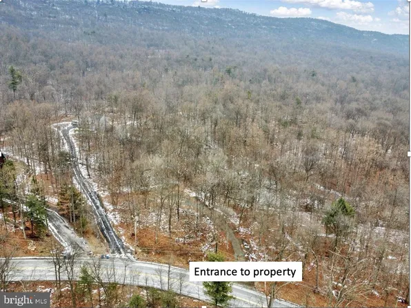 3481 Waggoners Gap Rd, Carlisle, PA 17015