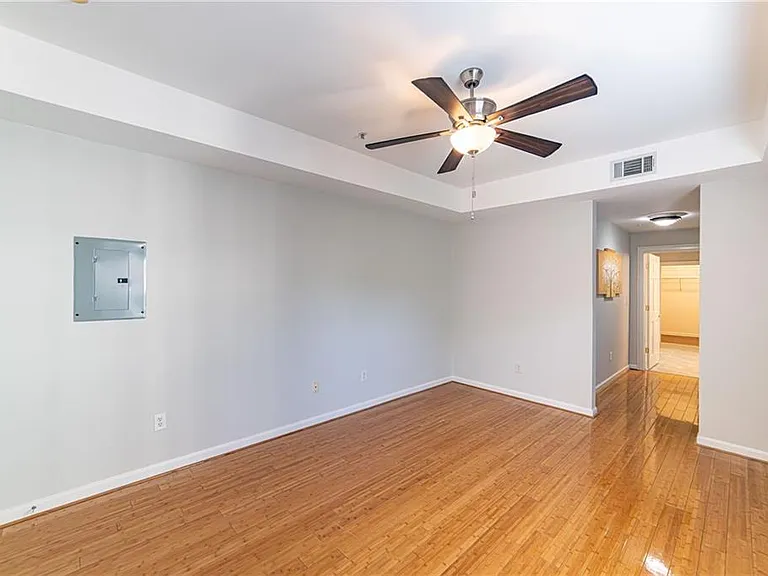 3275 Lenox Rd NE #214 — Photo 29