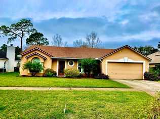2454 The Woods Dr E, Jacksonville, FL 32246