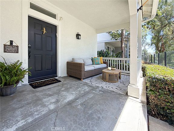 2nd image of 125 Nantucket Ln