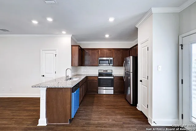 10310 Lynwood Br #102 — Photo 8
