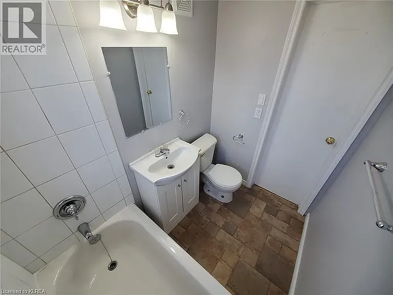 1269 A Clonsilla Ave #B — Photo 9