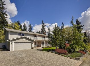 9330 SE 68th St, Mercer Island, WA 98040