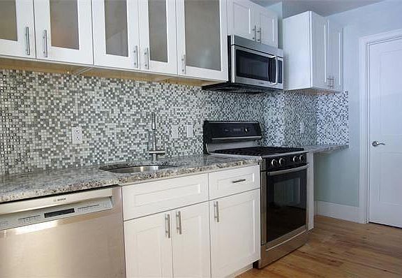 3rd image of 37 Charter St #1