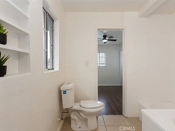 3rd image of 1007 Lewis Ave #1007